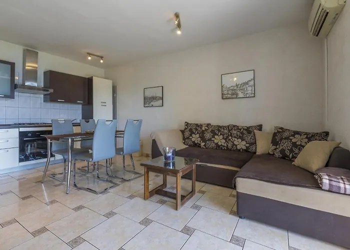 Buneta M Lägenhet Crikvenica