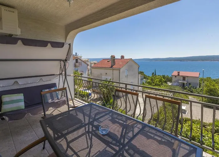 Buneta M Lägenhet *