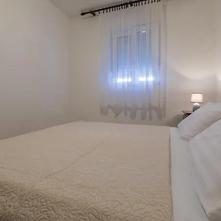 Buneta M Apartment *