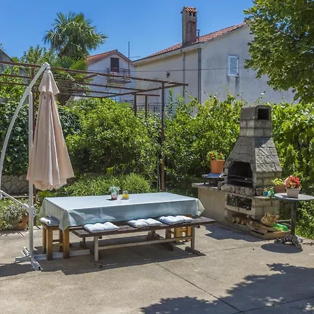 Buneta M Διαμέρισμα Crikvenica