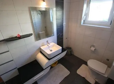 Apartment Buneta M *