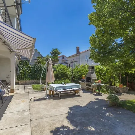 Buneta M Apartment *