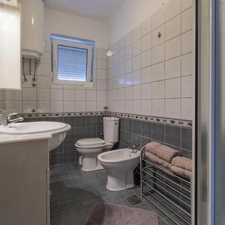 Apartment Buneta M *